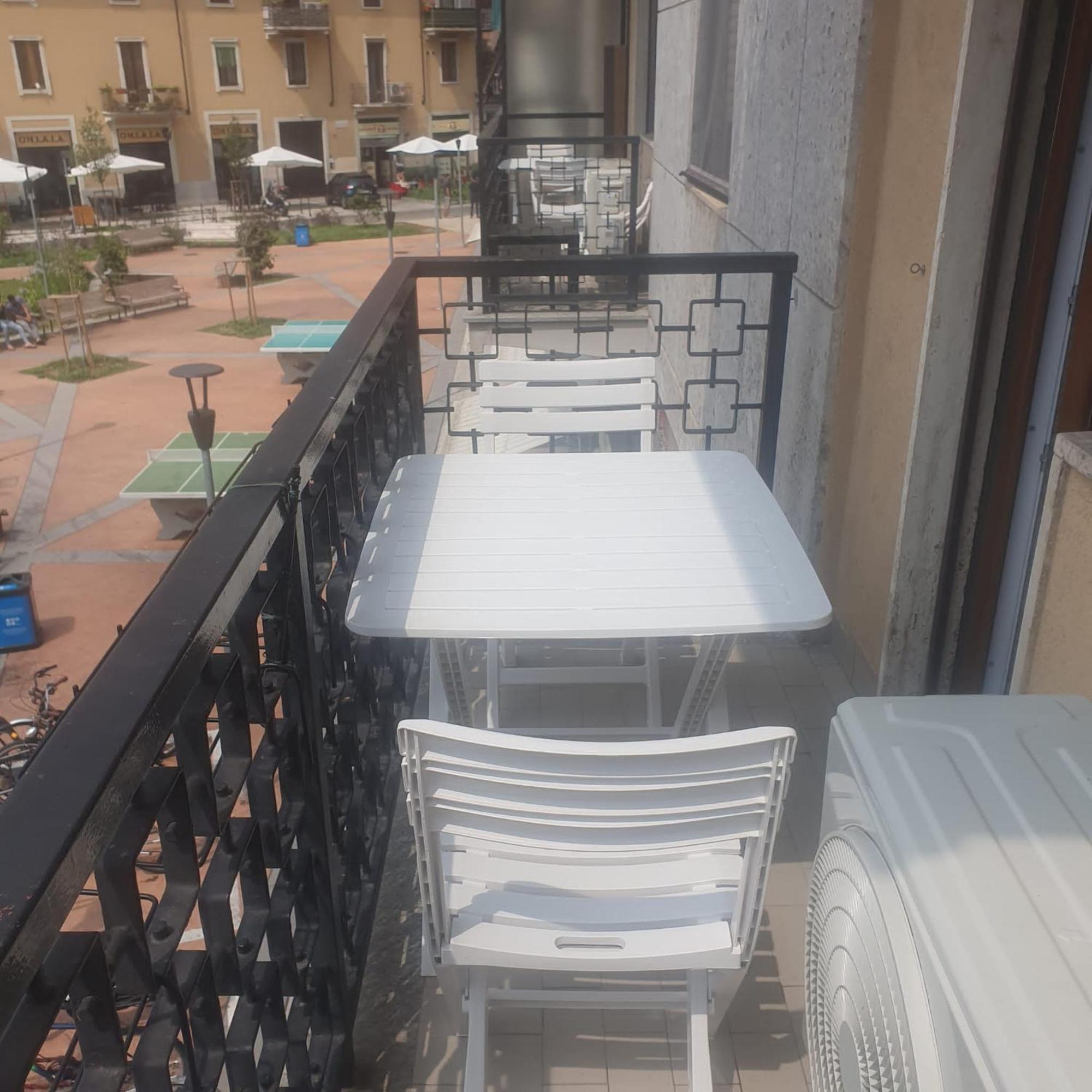 Gigli, Rooms Con Cucina In Comune E Terrazza Milano Phòng bức ảnh